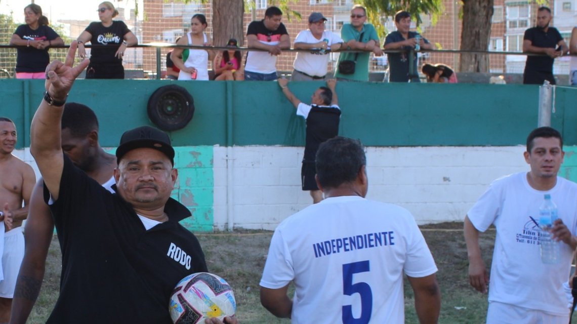 Independiente acaba con el invicto de Pollo y Carbón