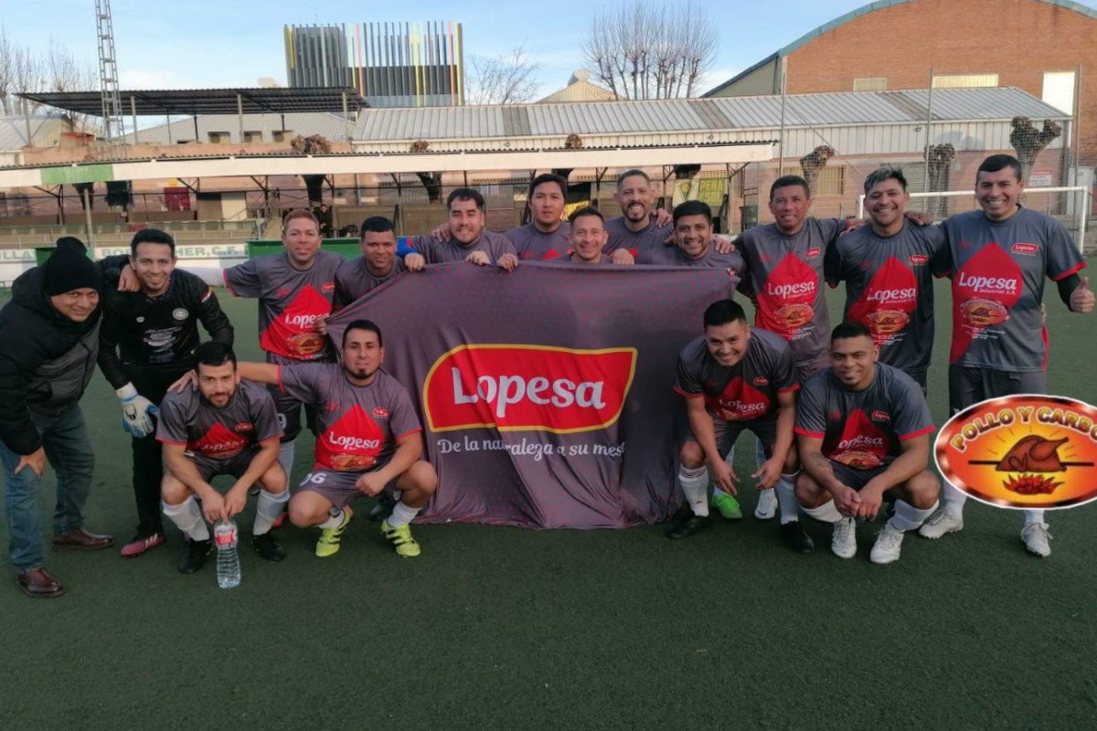 Pollo y Carbón, líder a dos fechas de finalizar el campeonato