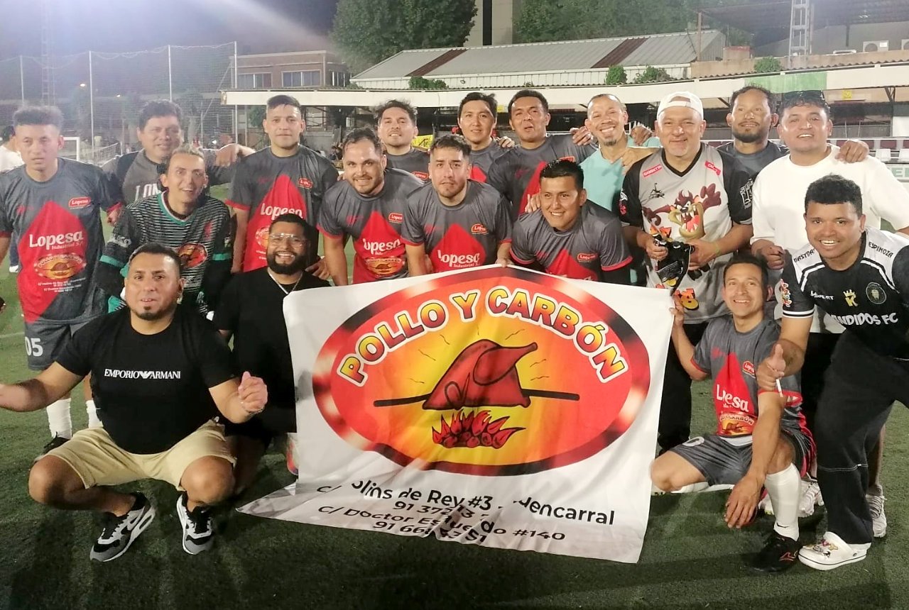 ¡Duelo de Poder a Poder! Pollo y Carbón vence al Campeón de Invierno